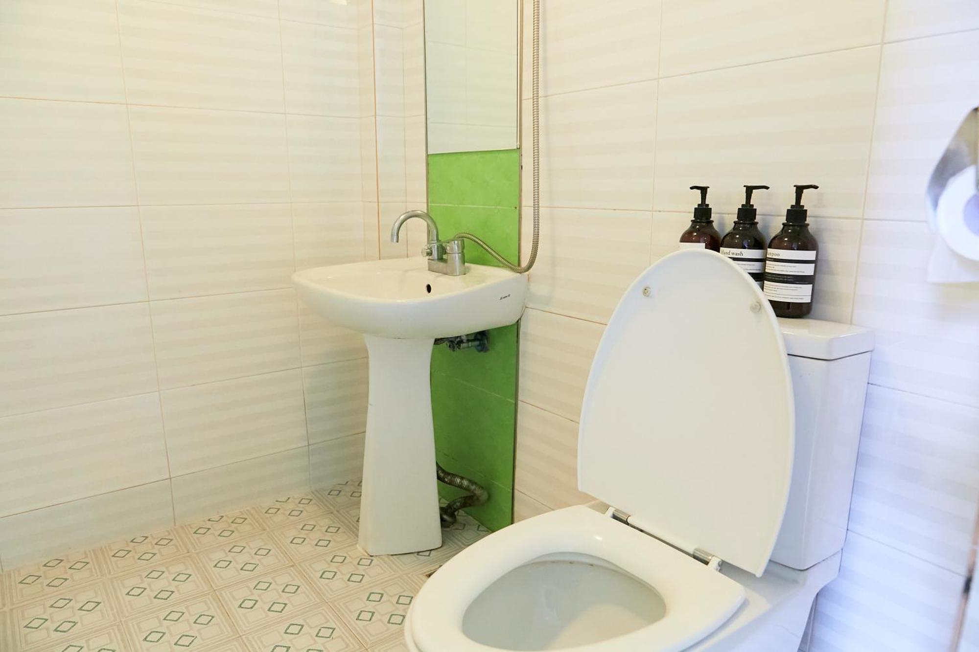 Travelers A Korea Hostel Seoul Exterior photo