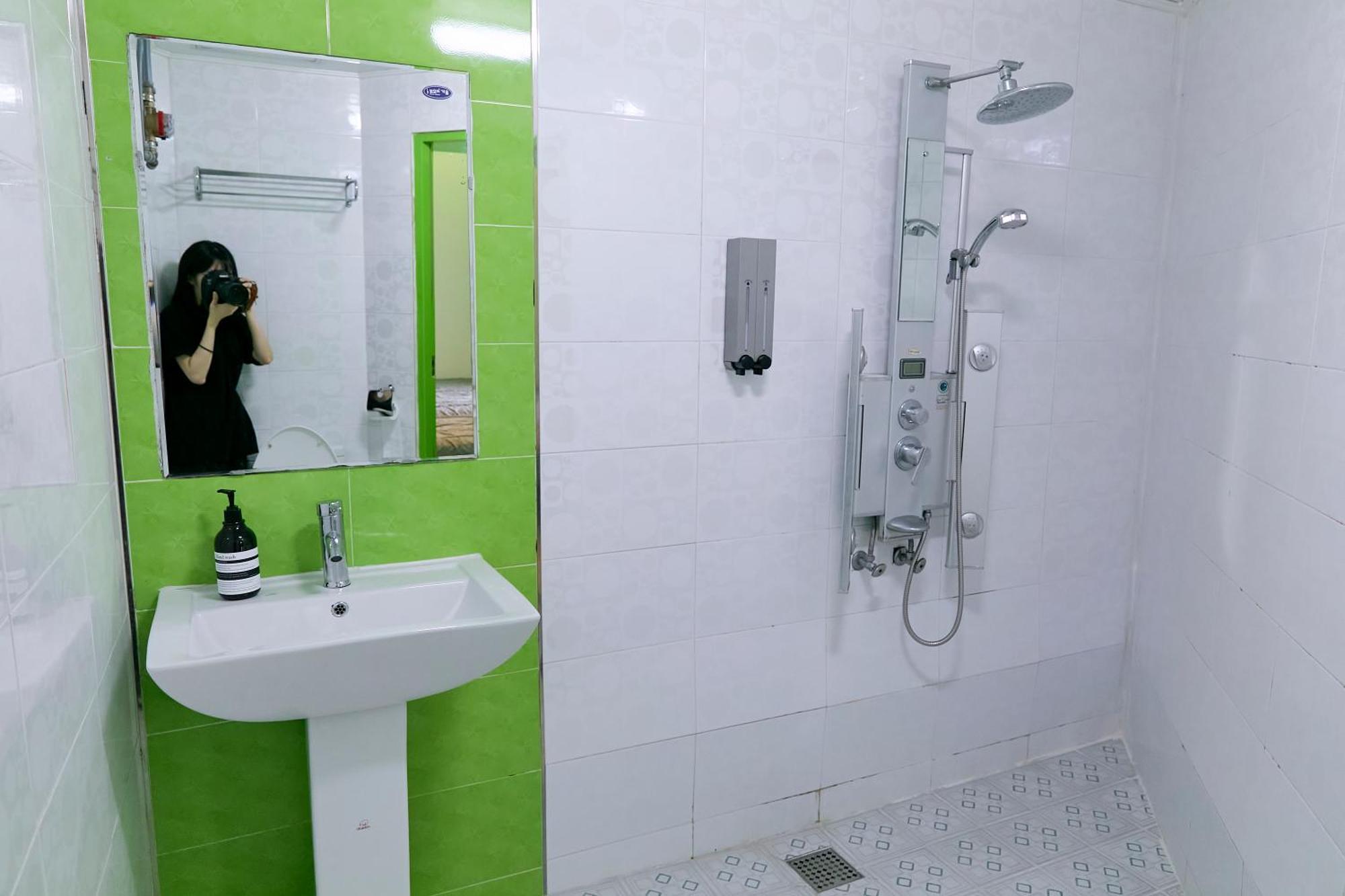 Travelers A Korea Hostel Seoul Exterior photo