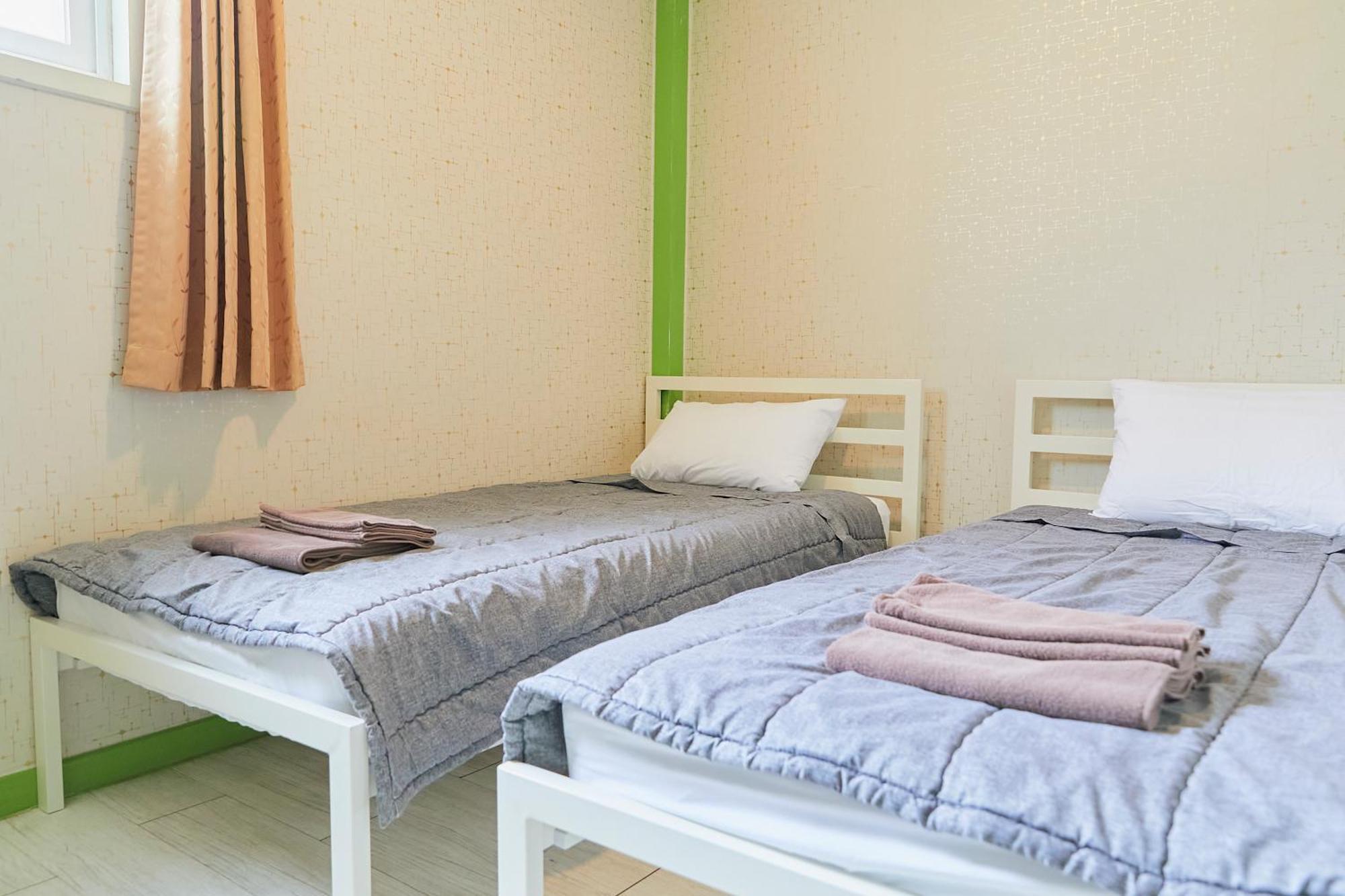 Travelers A Korea Hostel Seoul Exterior photo